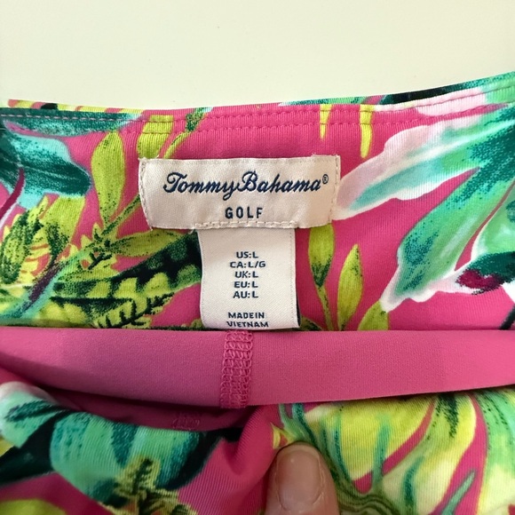 Tommy Bahama Tropical Print Skort- Pink and Green Like New, size Large - Picture 3 of 3